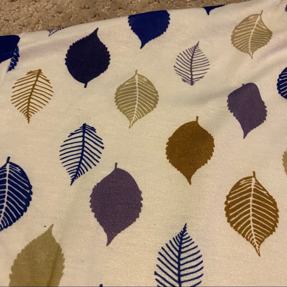 Lularoe Irma - Picture 2 of 3